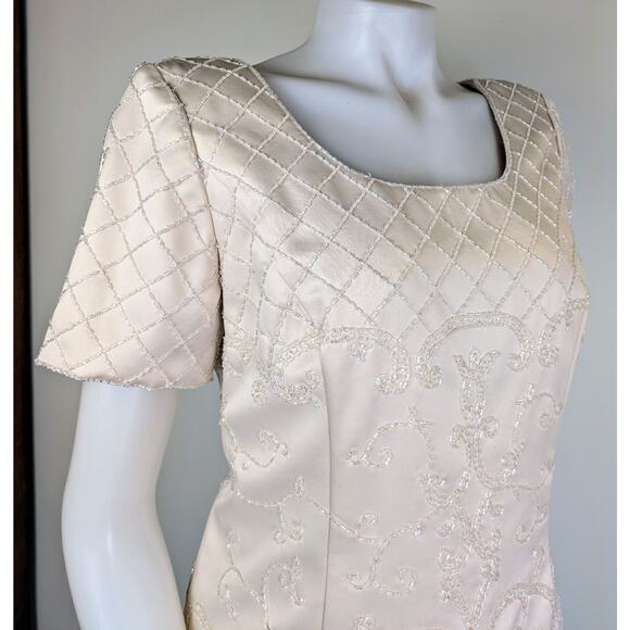 Karen Miller Cream Satin Beaded Short Sleeve Formal Event Maxi Dress Size 10 - Picture 4 of 11